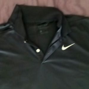 Nike dry fit standard fit collard golf shirt